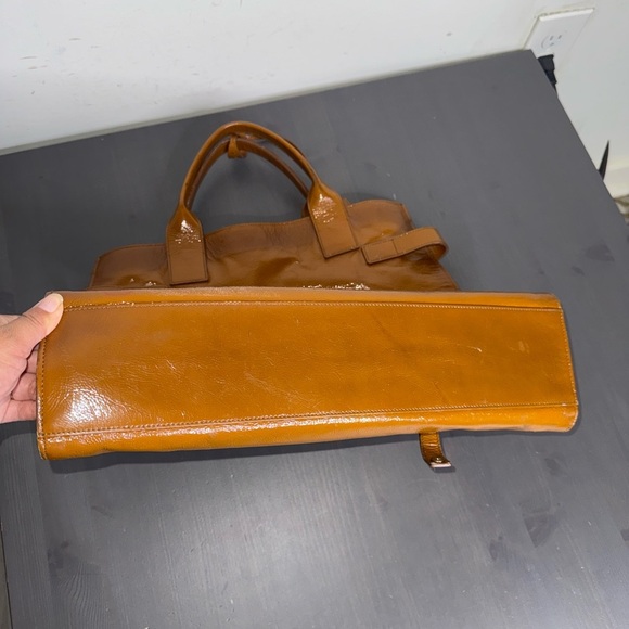 SAINT LAURENT Patent Sac Anais Tote Camel Purse - Picture 10 of 10